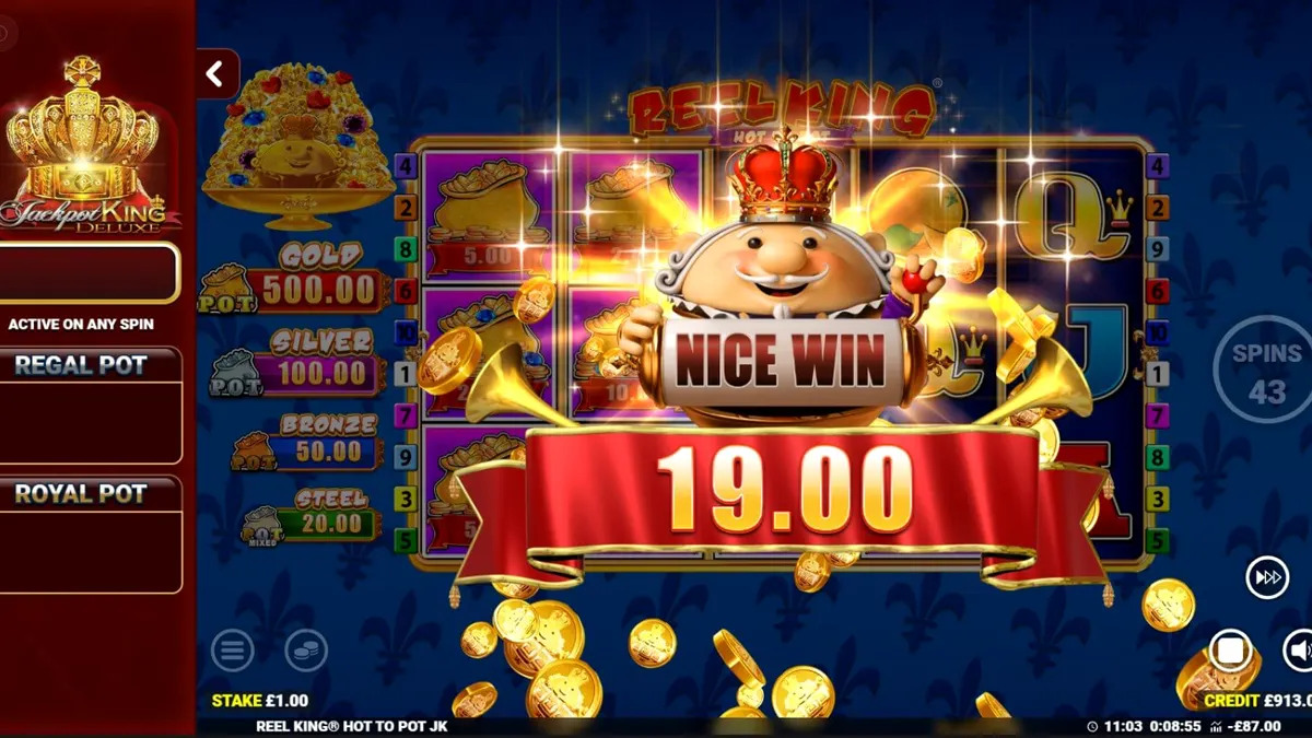 Tampilan visual slot Reel King: Hot to Pot dengan nuansa emas dan mahkota kerajaan