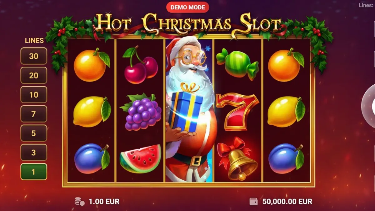Tampilan visual mesin slot Hot Christmas dengan simbol buah klasik dan dekorasi Natal
